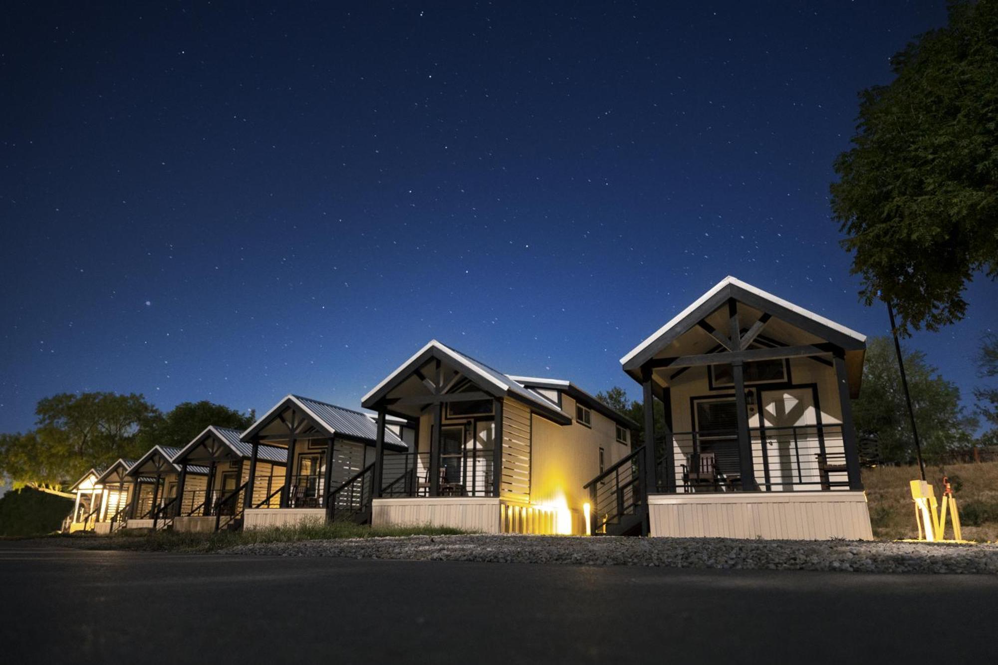 Htr Tx Hill Country Campground Kerrville Esterno foto